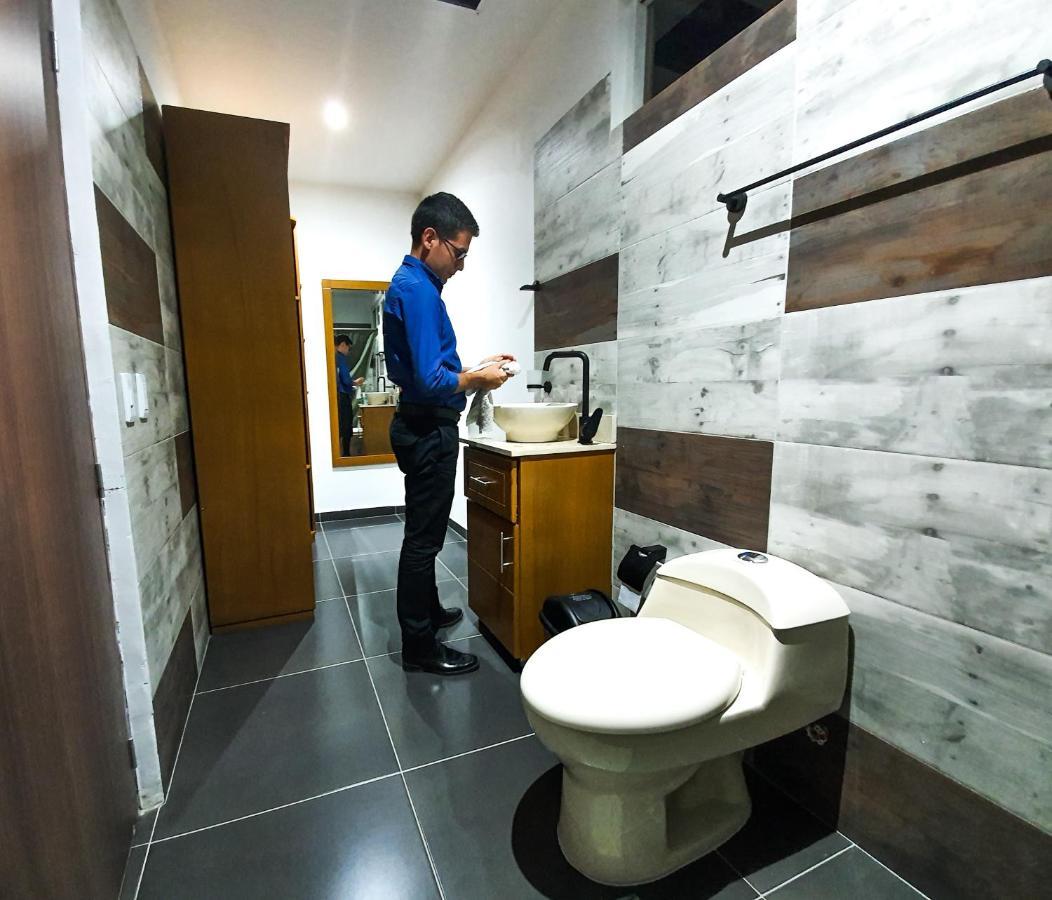 Hostal La Mercedes Street Cali Ngoại thất bức ảnh